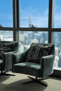 Sunset & City Lights - Dreamy Views Sky Meriton Soleil C36 - 2