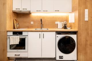 Bansko Getaway- Ski & Summer Activities , sleep 6 - 4