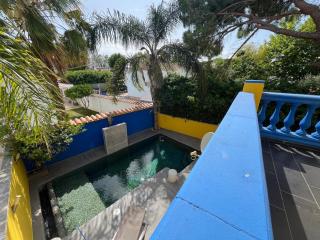 Casa con barbacoa , PISCINA, 4 HABITACIONES a 5 minutos del centro y el MAR en coche - 0