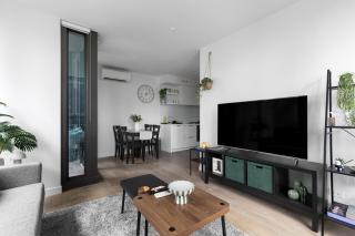 CBD stay near Melbourne Central - Free Parking - 6