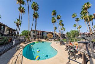 248 Fully Furnished 1BR Suite-Pet Friendly - 1