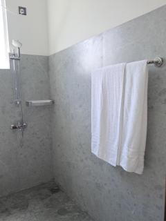 Fortress Holiday Apartments - 4