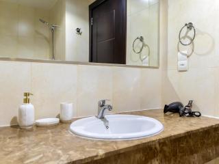 Cozy 1-Bedroom In The Pearl - FGR3 - 3