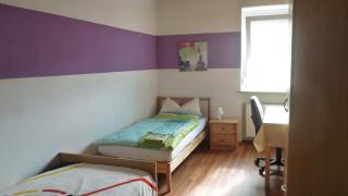 Große Ferienwohnung mit vier Schlafzimmern - 8