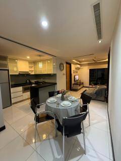 CozyHome Suites @ Casa Residency - 8