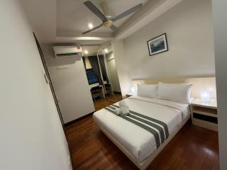 CozyHome Suites @ Casa Residency - 4