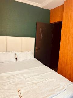 Little Green Room Homestay near JKIA Airport & SGR Railway Station - 2