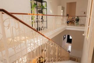 Villa Luciano - Rooftop Jacuzzi, BBQ, Billiards & Steps from Sea - 3