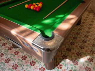 Villa Luciano - Rooftop Jacuzzi, BBQ, Billiards & Steps from Sea - 2