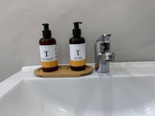 Shemo Foxdale studio apartment - 8