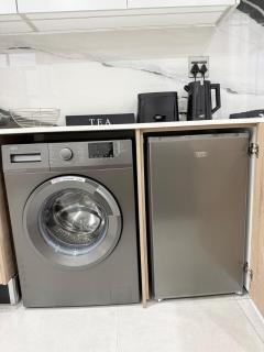 Shemo Foxdale studio apartment - 7