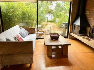 Refugio en el bosque con vista a la bahía - 4