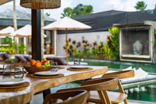 Villa Lembah Giri by GORO - 1