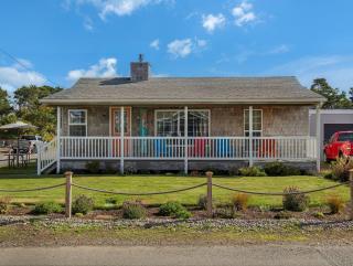 Mermaids Song: Dream Stay 600ft to Beach River - 9