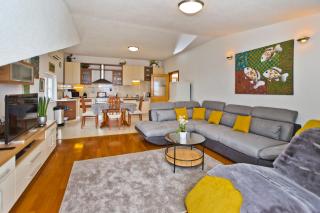 Luce Mediterranean Apartment's - 1