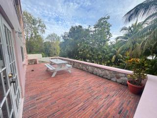 Steps to the shore - 6