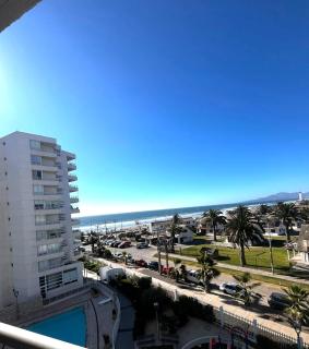 Beautiful oceanfront apartment, pool, restaurant - 3