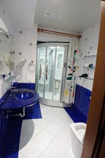 F1 City Center Apartment - 4