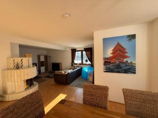 Haus mit Sauna, Garten und Pool - 0