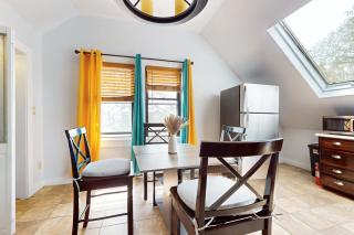 3 Mi to Franklin Park Zoo Bright Getaway! - Boston - 1