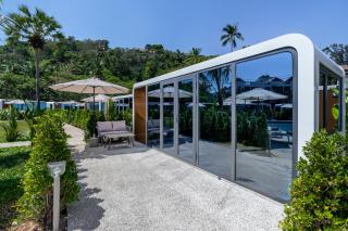 Nomad Cabin — Seaside Escape with Pool & Breakfast - 6