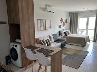 Studio 402 Salvador, Fantástico, com Vista Mar, no Bairro de Jardim Armação, a 300m do Novo Centro de Convenções de Salvador - CCS e do Parque dos Ventos - 0