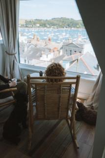 Stunning High Street Townhouse With Sea Views & Parking at 'Tide View Townhouse' - 9