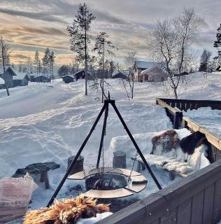 Modern Family Cabin By The Ski Lift - 7