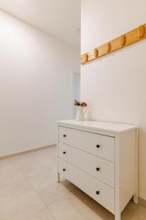 Beautiful Apartment by Stromovka Park - 8