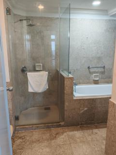 Home land apartment by Times Square - 4