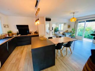 Charmante villa avec piscine - 8