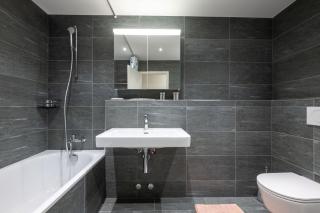 Cosy 3 bedroom Balcony Free parking Fast Wifi - St. Moritz - 9