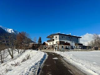 Tyrolyl - Ferienhaus Tirol - 1