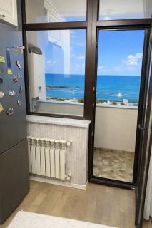 Cozy City Center Apartment with Full Sea View - 6