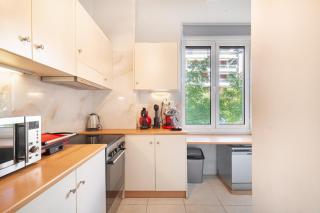 Comfy & sunny apartment in the heart of Kolonaki - 2