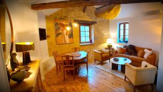 Les Toits de Fénelon, au coeur du centre historique, clim, parking privé - 9