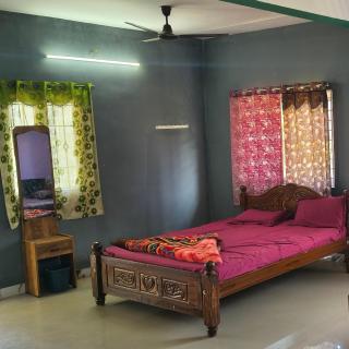 Saravanas rooms cottage - 5