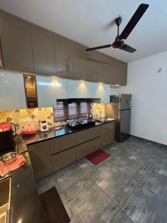 Well furnished house at Arakkunnam - 1