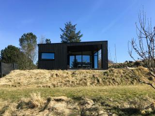 Modern Summer House Near Nature - 9