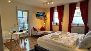 DUHA HOMES - Wohlfühl-Studio, Küche, Stellplatz, Self-Check-In, Garten - 7