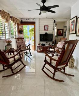 Exclusive Beachside House with Private Backyard - 8