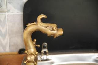 L'œil de la Vouivre ou l'œil du Dragon - 1