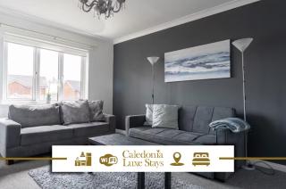 3 BDR House At Caledonia Luxe Stays Short Lets & Serviced Accommodation Airdrie - 0