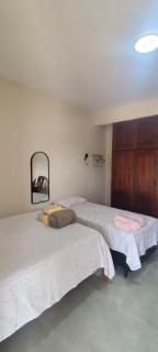 Stúdio para 1, 2, 3, ótima localização - 8