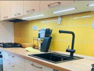 Golden Square Residence - 4