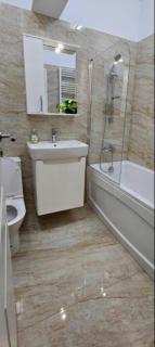 Golden Square Residence - 3