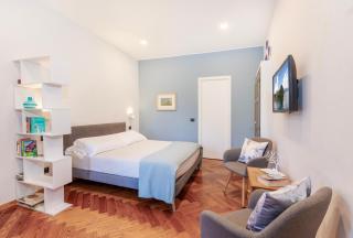 Terrazza Mazzini lakeside apartment Stylish - 2