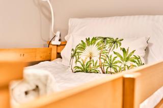 Stylish Apt Steps to Beach - Princess Yellow 2 - 9