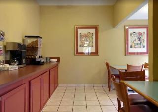 Americas Best Value Inn Yukon - 7