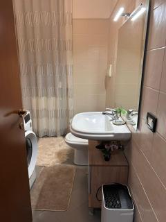 Marti's House-near Leonardo Academy, MPX, Lake -wi-fi1Gb - 1